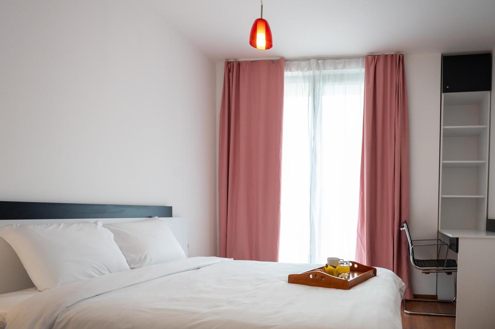Sunny 1Bdr Apartment Near Center София Экстерьер фото