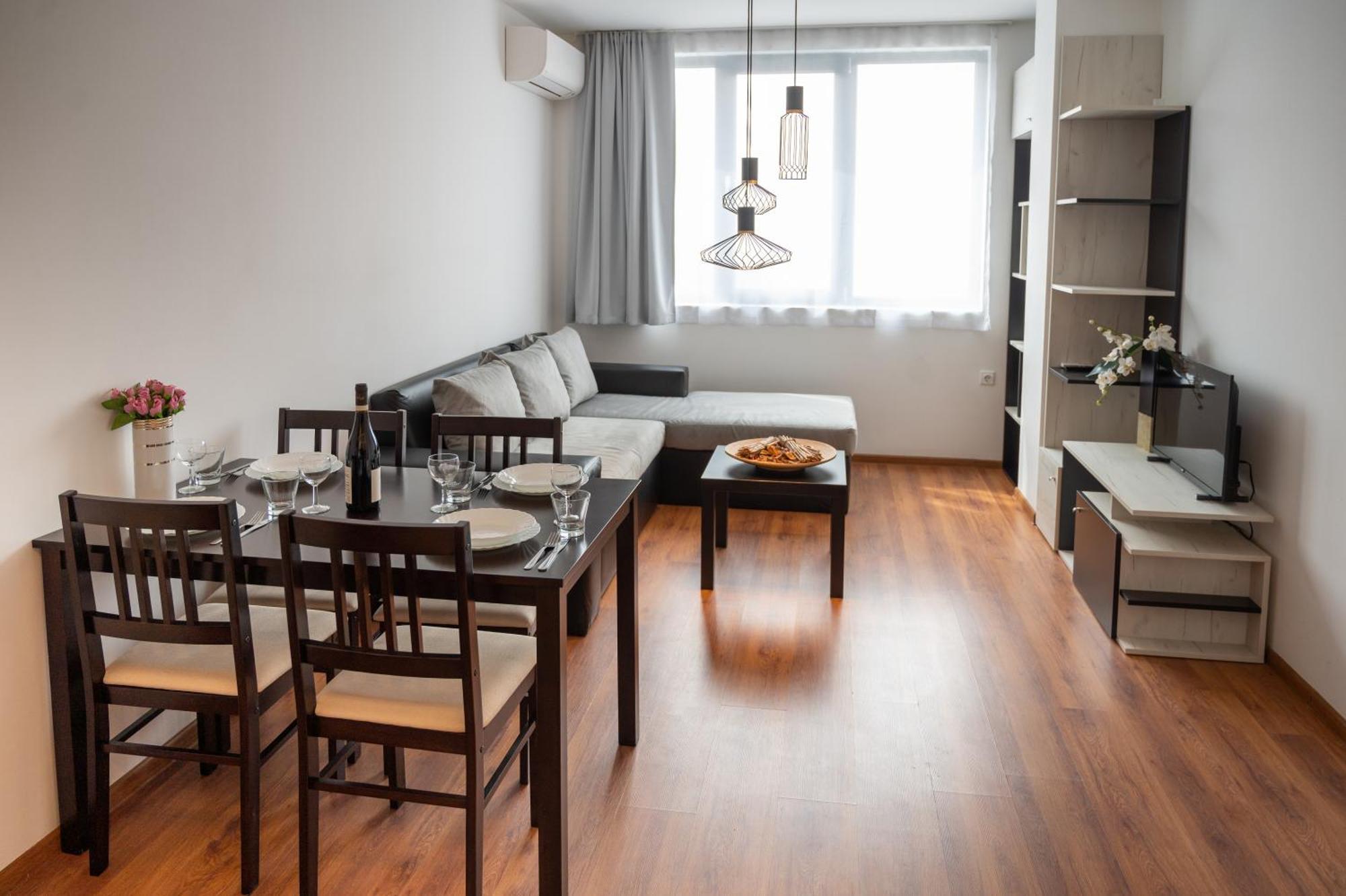 Sunny 1Bdr Apartment Near Center София Экстерьер фото