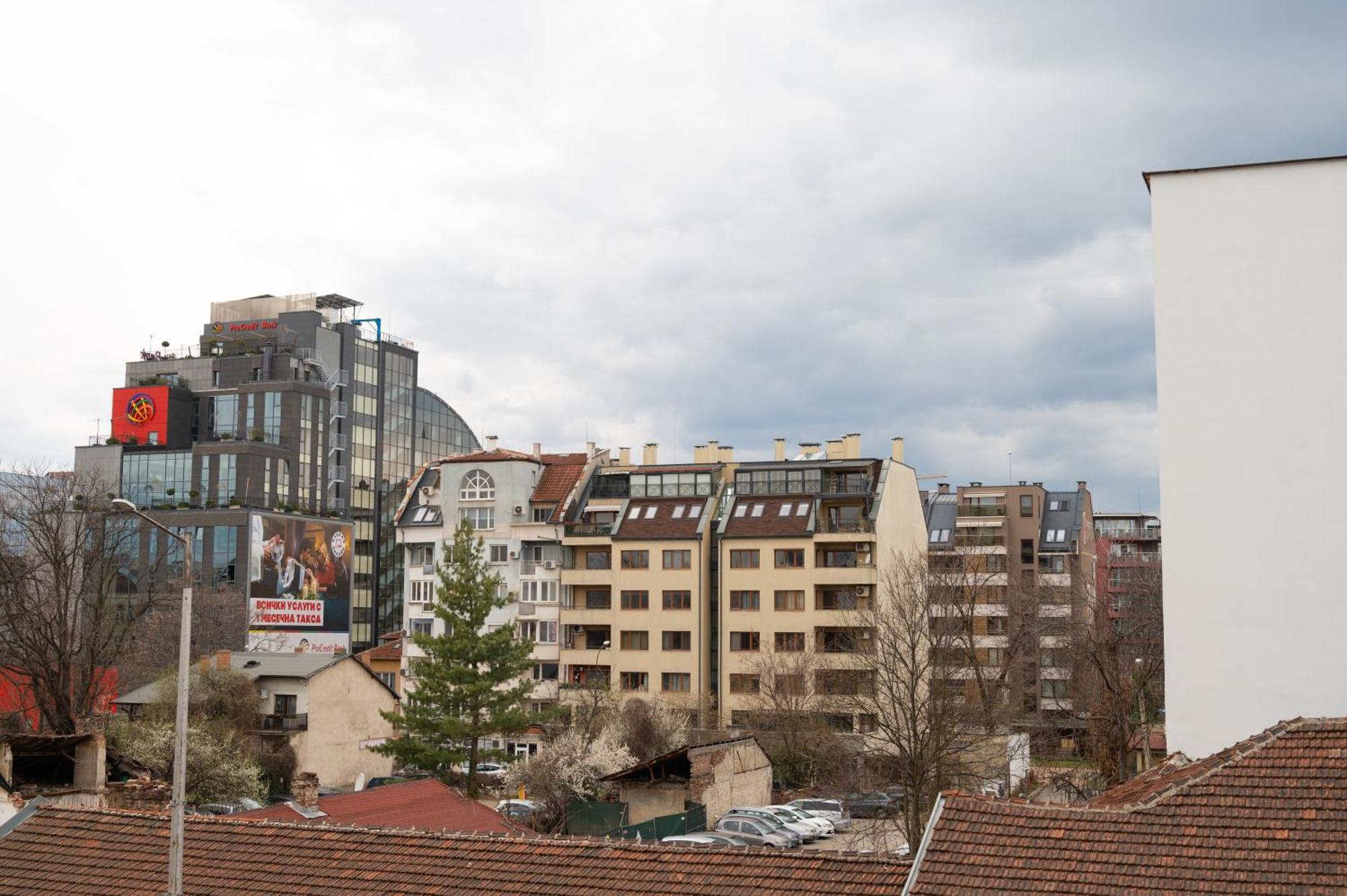 Sunny 1Bdr Apartment Near Center София Экстерьер фото